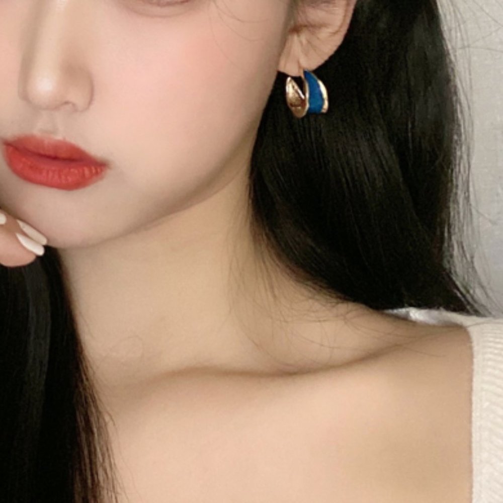 💙Blue Enamel Hoops Earrings - Picture 14 of 15